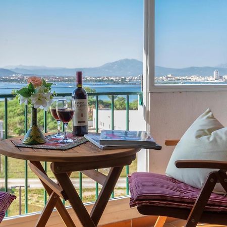 Top Floor Gulf View Apartment Olbia Dış mekan fotoğraf